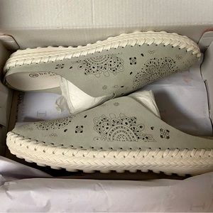 Bernie mev. Leather cutout mules